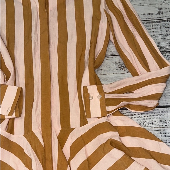 KAELEN Brown and Pink Peplum Blouse with Mandarin Collar - Picture 7 of 7